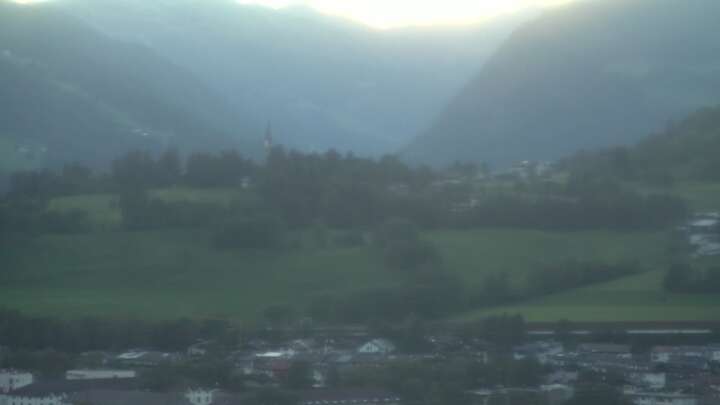 Sterzing (Vipiteno) Wiesen - Pfitsch snow cam captured at 28 September 2026 at 7:08 pm GMT+2