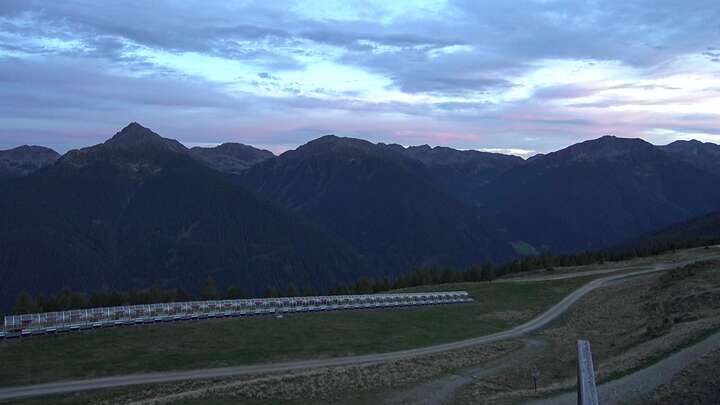 Ulten Schwemmalm snow cam captured at 20 September 2026 at 7:25 pm GMT+2