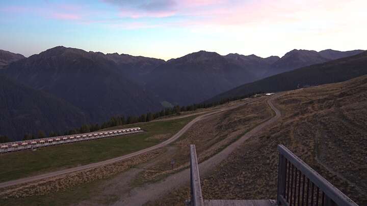 Ulten Schwemmalm snow cam captured at 23 September 2026 at 7:39 pm GMT+2