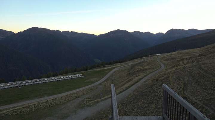 Ulten Schwemmalm snow cam captured at 25 September 2026 at 7:16 pm GMT+2