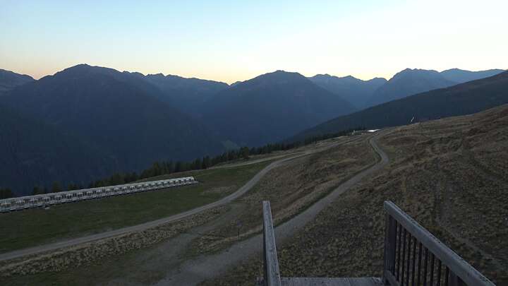 Ulten Schwemmalm snow cam captured at 27 September 2026 at 7:13 pm GMT+2