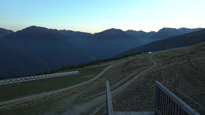 Ulten Schwemmalm snow cam captured at 28 September 2026 at 7:08 pm GMT+2