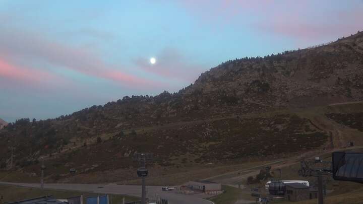 Arcalís Base sector La Coma snow cam captured at 24 September 2026 at 7:59 pm GMT+2