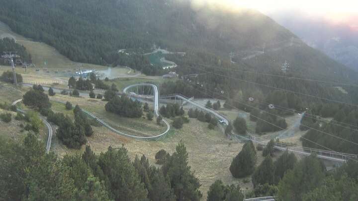 Canillo (Grandvalira) El Forn snow cam captured at 26 September 2026 at 7:59 pm GMT+2