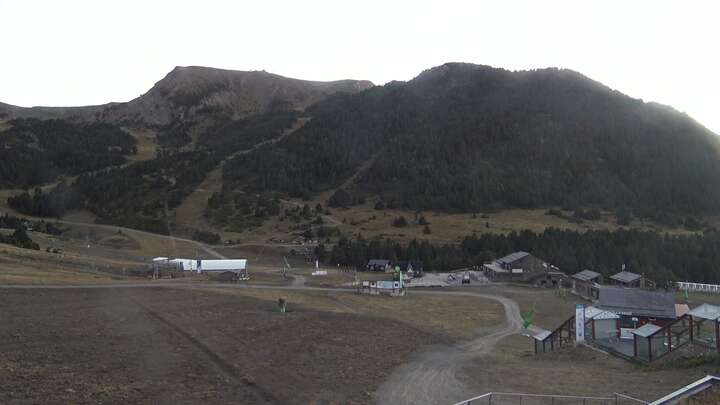 El Tarter (Grandvalira) Pi de Migdia snow cam captured at 19 September 2026 at 8:13 pm GMT+2