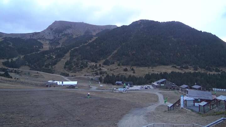 El Tarter (Grandvalira) Pi de Migdia snow cam captured at 28 September 2026 at 7:51 pm GMT+2