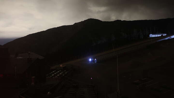 Pal La Caubella snow cam captured at 17 September 2026 at 11:28 pm GMT+2