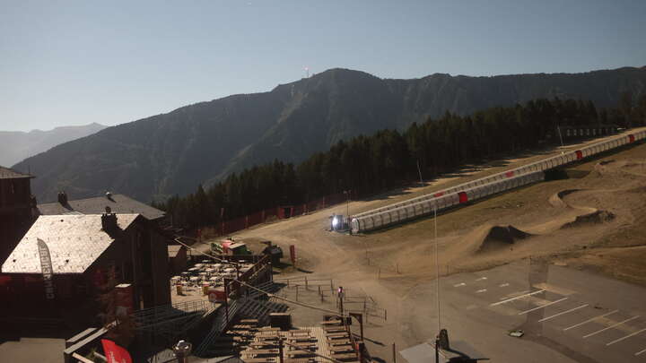 Pal La Caubella snow cam captured at 26 September 2026 at 11:46 pm GMT+2