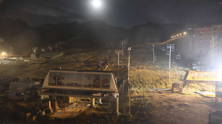 Pas de la Casa (Grandvalira) Pas de la Casa snow cam captured at 21 September 2026 at 11:55 pm GMT+2