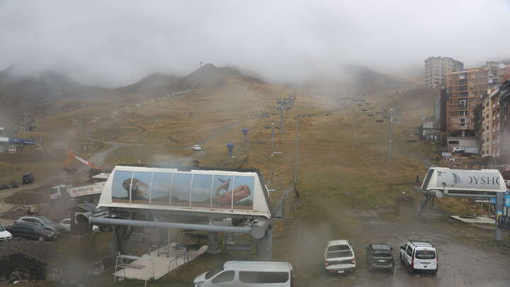 Pas de la Casa (Grandvalira) Pas de la Casa snow cam captured at 29 September 2026 at 12:33 pm GMT+2