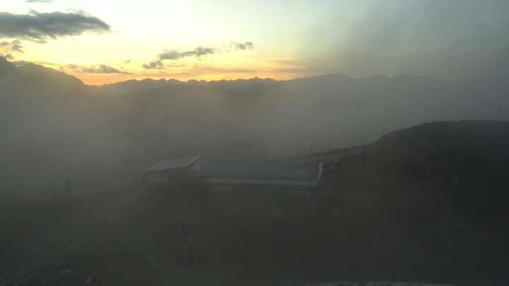 Pas de la Casa (Grandvalira) Coll Blanc snow cam captured at 18 September 2026 at 8:01 pm GMT+2