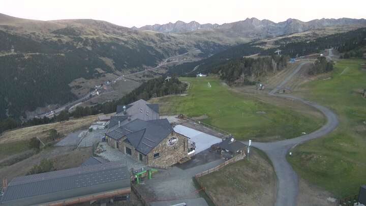 Soldeu (Grandvalira) Espiolets snow cam captured at 14 September 2026 at 8:19 pm GMT+2