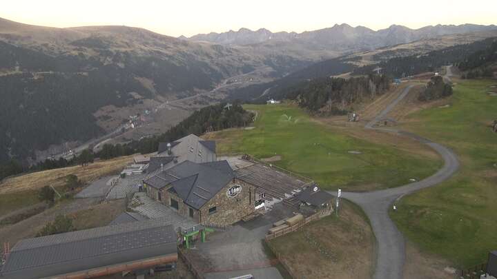 Soldeu (Grandvalira) Espiolets snow cam captured at 22 September 2026 at 8:03 pm GMT+2
