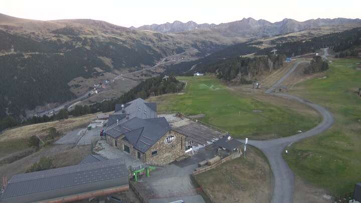 Soldeu (Grandvalira) Espiolets snow cam captured at 23 September 2026 at 8:03 pm GMT+2