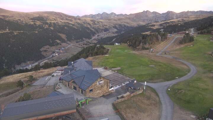 Soldeu (Grandvalira) Espiolets snow cam captured at 24 September 2026 at 8:01 pm GMT+2