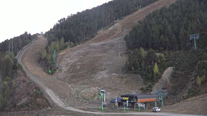 Soldeu (Grandvalira) Estadi Creand snow cam captured at 25 September 2026 at 8:02 pm GMT+2