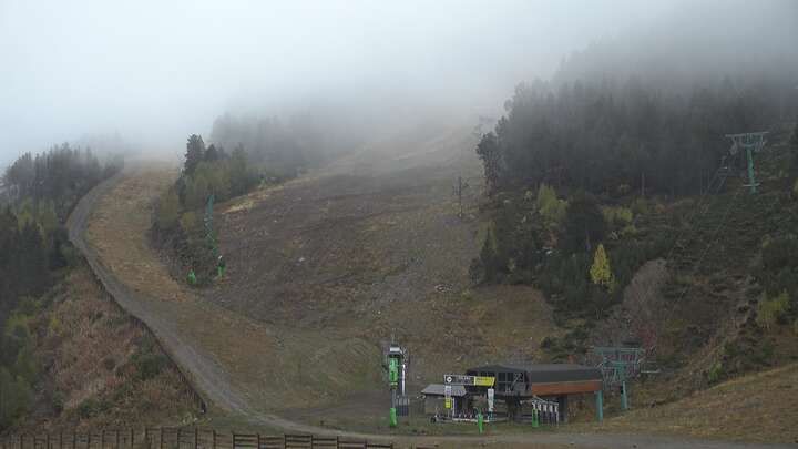 Soldeu (Grandvalira) Estadi Creand snow cam captured at 29 September 2026 at 12:18 pm GMT+2