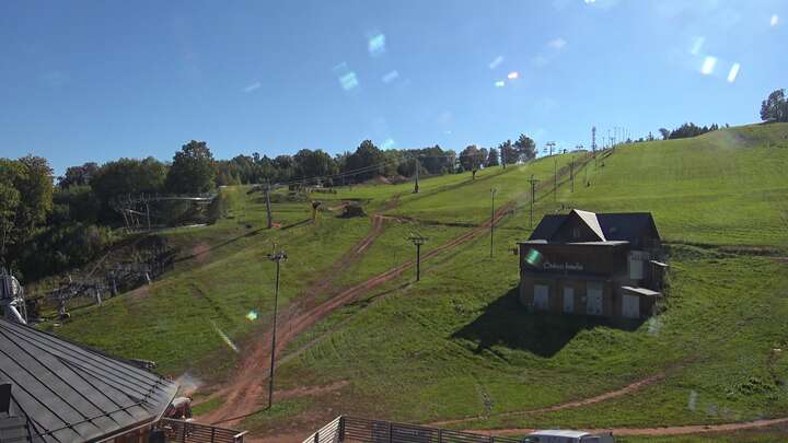 Mladé Buky Mladé Buky snow cam captured at 29 September 2026 at 12:32 pm GMT+2