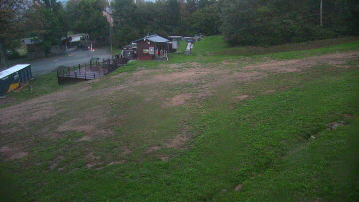 Monínec Zahrádky snow cam captured at 16 September 2026 at 7:27 pm GMT+2