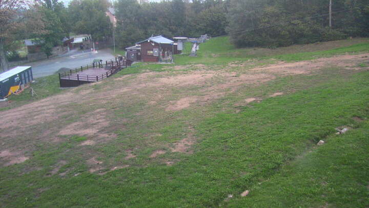 Monínec Zahrádky snow cam captured at 22 September 2026 at 7:05 pm GMT+2