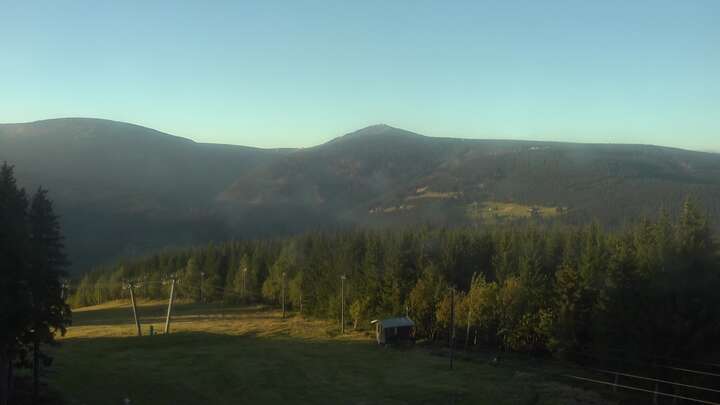 Pec pod Sněžkou Javor snow cam captured at 15 September 2026 at 6:27 pm GMT+2