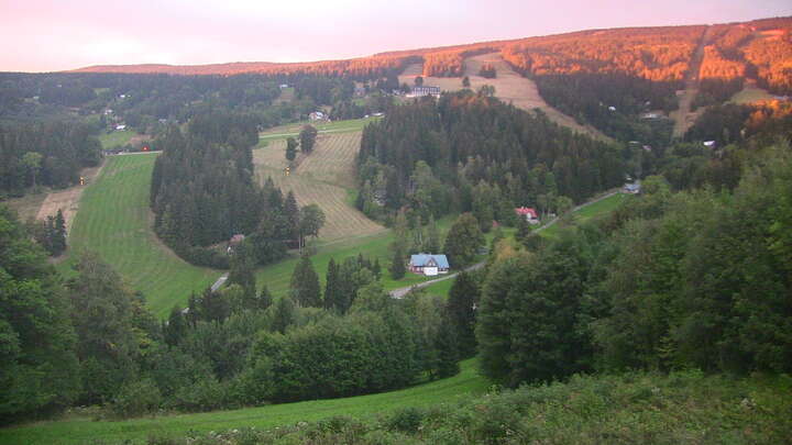 Rokytnice nad Jizerou Rokytnice nad Jizerou II snow cam captured at 18 September 2026 at 7:16 pm GMT+2