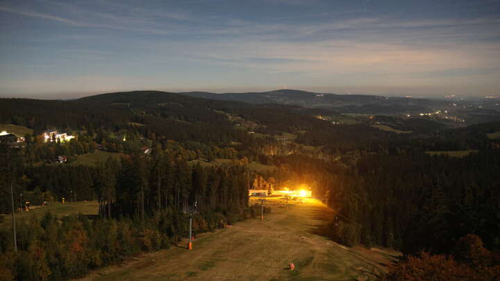 Zadov Zadov snow cam captured at 28 September 2026 at 11:58 pm GMT+2