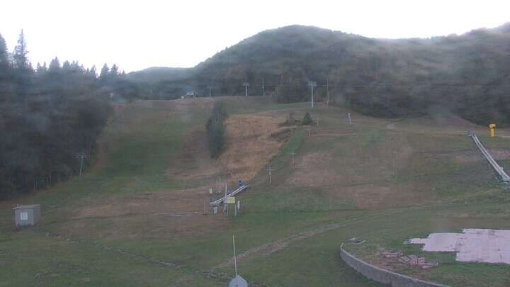 Banská Bystrica (Ski Králiky) Ski Králiky snow cam captured at 15 September 2026 at 6:36 pm GMT+2