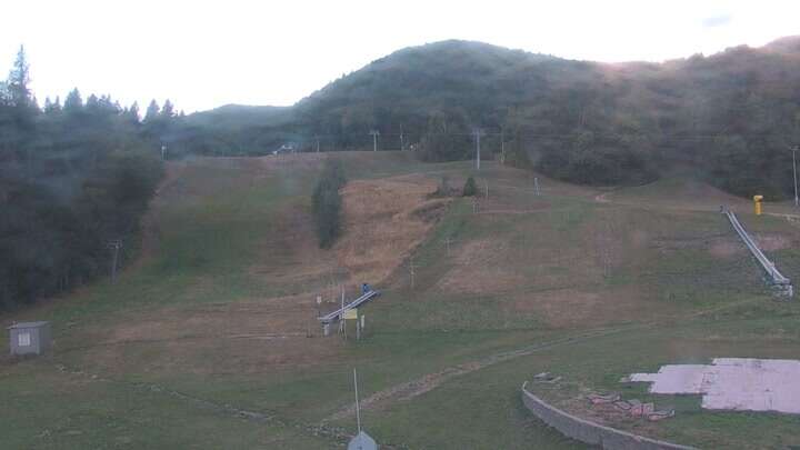 Banská Bystrica (Ski Králiky) Ski Králiky snow cam captured at 20 September 2026 at 6:47 pm GMT+2