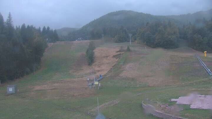 Banská Bystrica (Ski Králiky) Ski Králiky snow cam captured at 22 September 2026 at 6:36 pm GMT+2