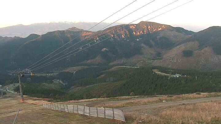 Demänovská Dolina (Jasná North) Jasná - Luková snow cam captured at 28 September 2026 at 6:31 pm GMT+2