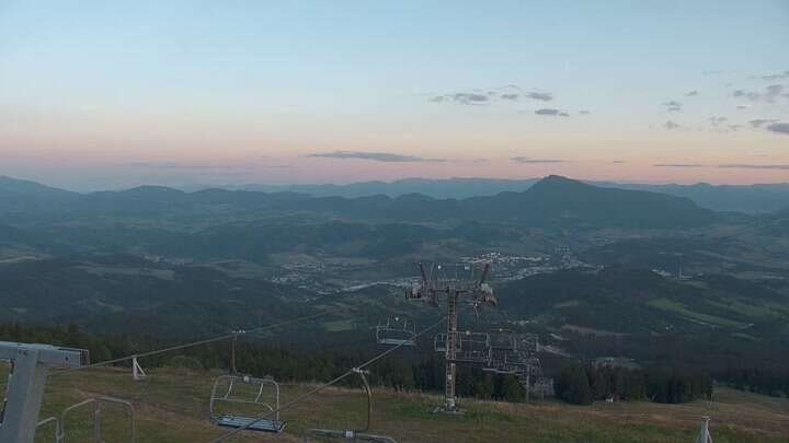Dolný Kubín (Kubínska hoľa - Berg) Kubínska hoľa - vrch snow cam captured at 19 September 2026 at 6:53 pm GMT+2