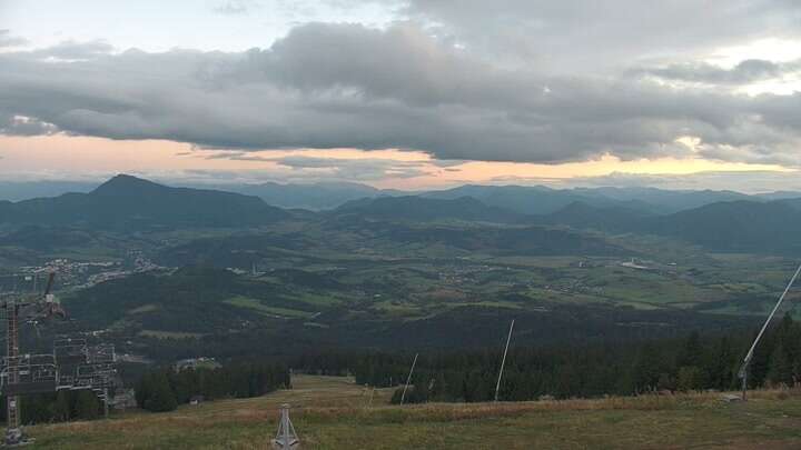 Dolný Kubín (Kubínska hoľa - Berg) Kubínska hoľa - vrch snow cam captured at 23 September 2026 at 7:03 pm GMT+2