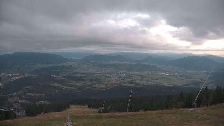 Dolný Kubín (Kubínska hoľa - Berg) Kubínska hoľa - vrch snow cam captured at 25 September 2026 at 7:02 pm GMT+2