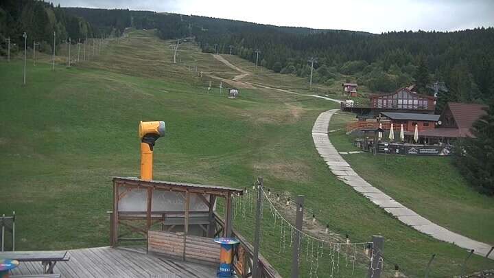 Dolný Kubín (Kubínska hoľa - Berg) Kubínska hoľa II snow cam captured at 13 September 2026 at 6:54 pm GMT+2