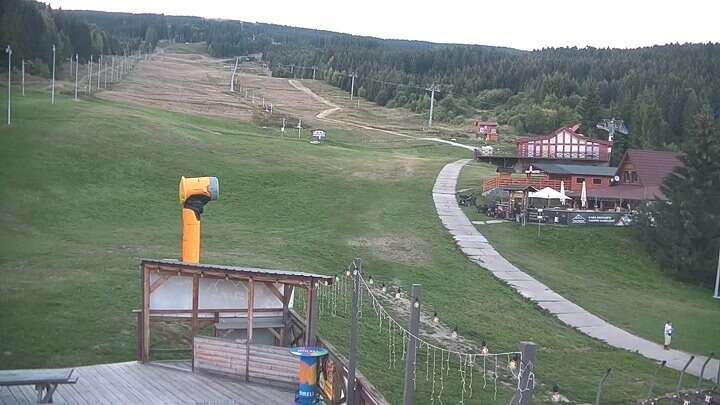 Dolný Kubín (Kubínska hoľa - Berg) Kubínska hoľa II snow cam captured at 19 September 2026 at 6:53 pm GMT+2