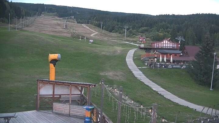 Dolný Kubín (Kubínska hoľa - Berg) Kubínska hoľa II snow cam captured at 20 September 2026 at 6:41 pm GMT+2