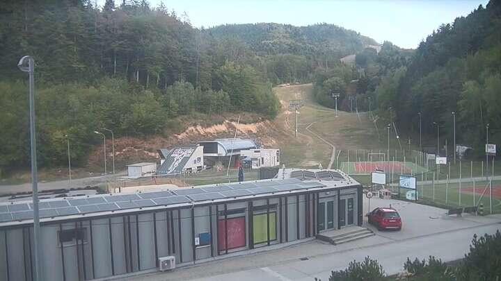 Hodruša Hámre Salamandra Resort snow cam captured at 20 September 2026 at 6:42 pm GMT+2