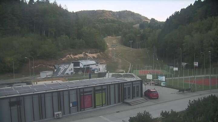 Hodruša Hámre Salamandra Resort snow cam captured at 26 September 2026 at 6:46 pm GMT+2