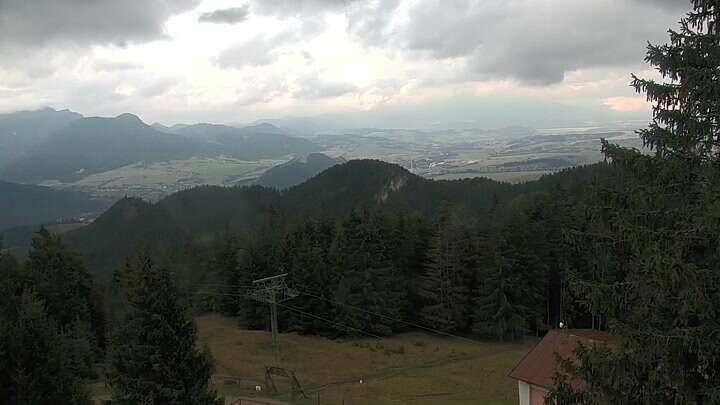 Ružomberok (Malinô Brdo) Malinô brdo snow cam captured at 14 September 2026 at 6:09 pm GMT+2