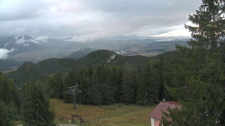 Ružomberok (Malinô Brdo) Malinô brdo snow cam captured at 21 September 2026 at 6:04 pm GMT+2