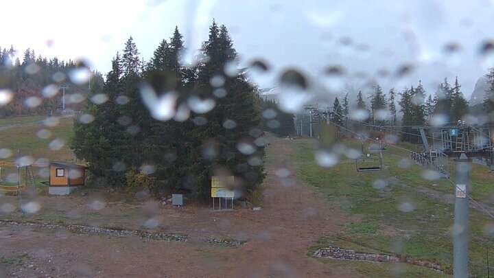 Štrbské Pleso (Interski) Štrbské Pleso - Interski snow cam captured at 22 September 2026 at 6:38 pm GMT+2