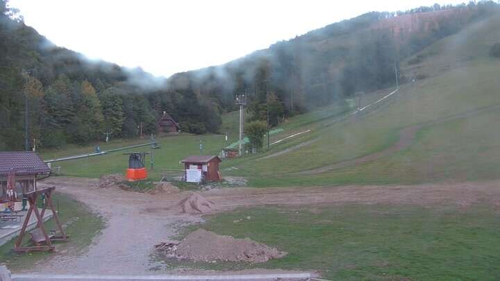 Terchová (Vrátna Malá Fatra) Vrátna snow cam captured at 19 September 2026 at 6:38 pm GMT+2