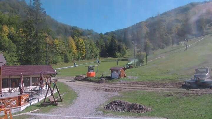 Terchová (Vrátna Malá Fatra) Vrátna snow cam captured at 29 September 2026 at 12:37 pm GMT+2