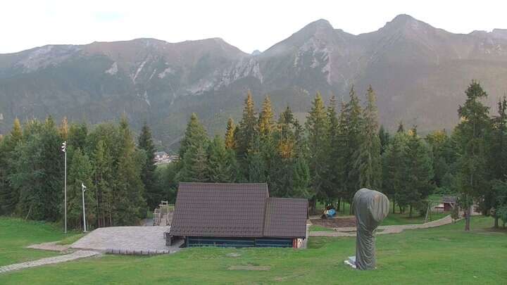 Ždiar Strachan Ski Centrum snow cam captured at 18 September 2026 at 6:32 pm GMT+2