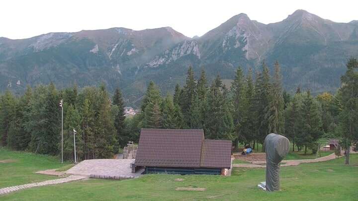 Ždiar Strachan Ski Centrum snow cam captured at 20 September 2026 at 6:39 pm GMT+2