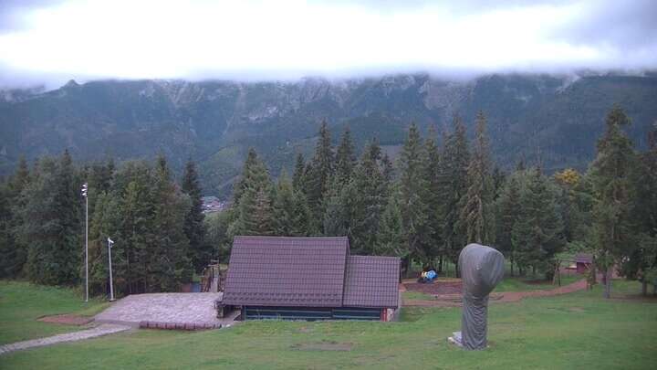 Ždiar Strachan Ski Centrum snow cam captured at 21 September 2026 at 6:39 pm GMT+2