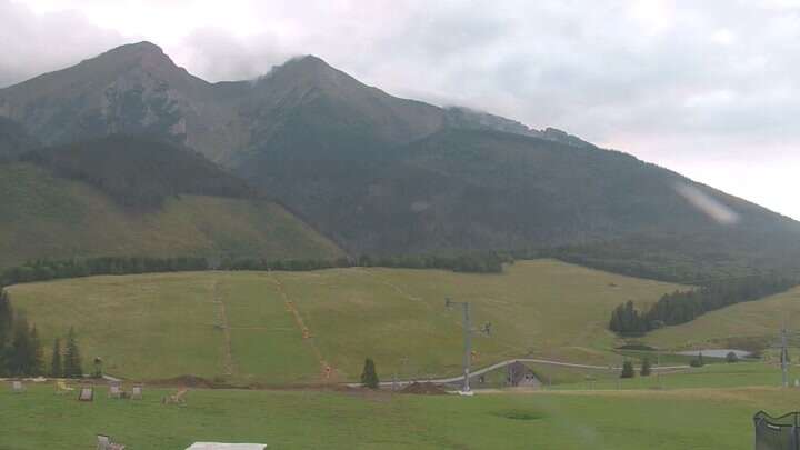 Ždiar Skicentrum Strednica snow cam captured at 14 September 2026 at 6:46 pm GMT+2