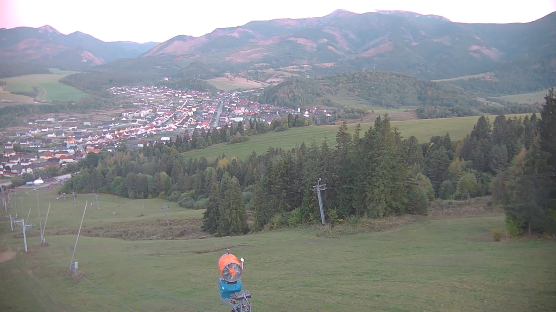 Zuberec (Roháče-Spálená) Janovky snow cam captured at 3 October 2026 at 6:42 pm GMT+2
