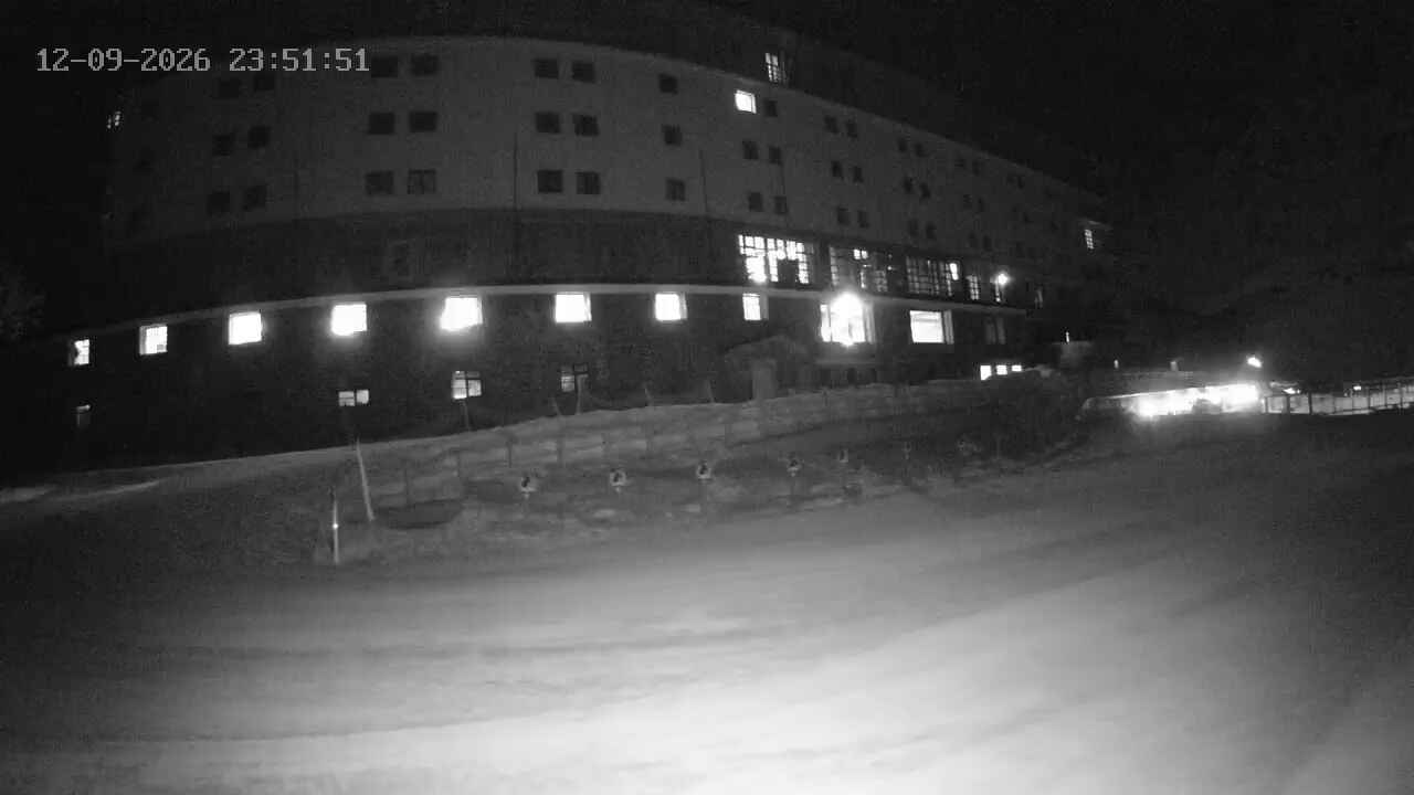 Portillo Ski School snow cam captured at 12 September 2026 at 11:51 pm GMT-3